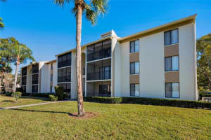 3210 LAKE PINE WAY, TARPON SPRINGS, FL 34688 Sold 02/18/25