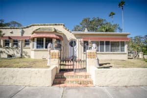 1756 PASADENA DRIVE, DUNEDIN, FL 34698 Sold 01/17/25