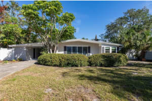 2027 INNER CIRCLE, ST PETERSBURG, FL 33712 Sold 12/27/24