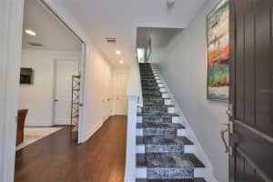 220 AUDUBON AVENUE, TAMPA, FL 33609 Sold 01/12/25