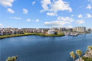 7400 SUN ISLAND DRIVE, SOUTH PASADENA, FL 33707 Sold 02/25/25
