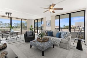 5950 PELICAN BAY PLAZA, GULFPORT, FL 33707 Sold 02/10/25