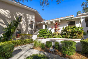 300 FLORIDA AVENUE, TARPON SPRINGS, FL 34689 Sold 05/30/25