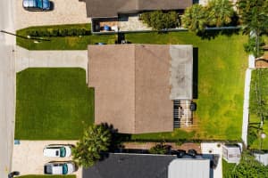 4510 Helena St Ne, ST PETERSBURG