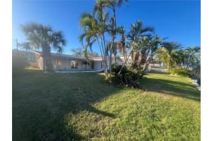 219 LEEWARD ISLAND, CLEARWATER BEACH, FL 33767 - MLS#MFRTB8324989