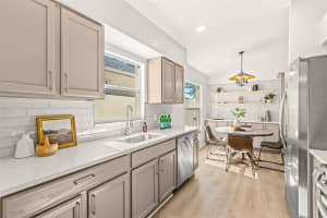 27500 SKY LAKE CIRCLE, WESLEY CHAPEL, FL 33544 Sold 01/21/25