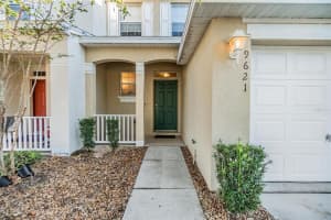9621 CARLSDALE DRIVE, RIVERVIEW, FL 33578 Sold 01/28/25