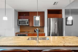 912 CHANNELSIDE DRIVE, TAMPA, FL 33602 - MLS#MFRTB8325256