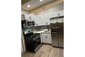 3213 WELBORN WAY, TAMPA, FL 33619 Sold 03/03/25