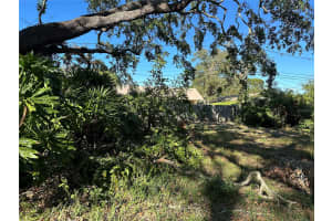 1667 SERPENTINE DRIVE, SAINT PETERSBURG, FL 33712 Sold 01/09/25