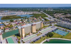 4725 COVE CIRCLE, SAINT PETERSBURG, FL 33708 Sold 01/23/25