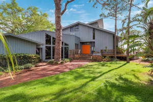 750 71ST TERRACE, SAINT PETERSBURG, FL 33705 Sold 02/21/25