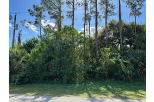 8042 WINDSWEPT CIRCLE, LABELLE, FL 33935 - MLS#MFRTB8325553