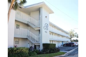 9950 47th Ave N #104, ST PETERSBURG