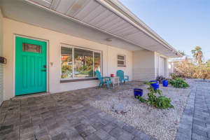 7810 CAUSEWAY BOULEVARD, SAINT PETERSBURG, FL 33707 Sold 04/04/25