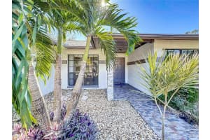 12345 YELLOW ROSE CIRCLE, RIVERVIEW, FL 33569 Sold 02/05/25