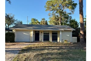 1711 Michigan Ave Ne, ST PETERSBURG