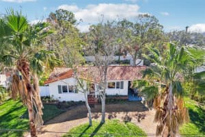 3743 OVERLOOK DRIVE, SAINT PETERSBURG, FL 33703 Sold 02/21/25