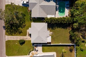 3738 BAYSHORE BOULEVARD, ST PETERSBURG, FL 33703 Sold 12/31/24