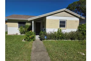 729 LYNNDALE STREET, SAINT PETERSBURG, FL 33703 Sold 02/27/25