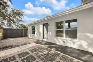 6000 FRANCIS DRIVE, APOLLO BEACH, FL 33572 Sold 05/22/25
