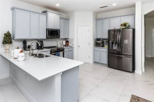 4445 AMBERLY OAKS COURT, TAMPA, FL 33614 - MLS#MFRTB8325959