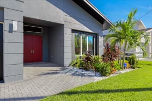 5204 FERN ROW LANE, TAMPA, FL 33611 Sold 02/07/25