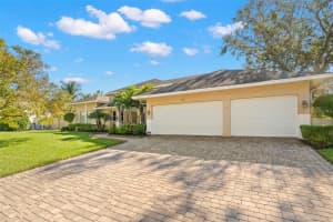 615 WESTFIELD COURT, DUNEDIN, FL 34698 Sold 01/14/25