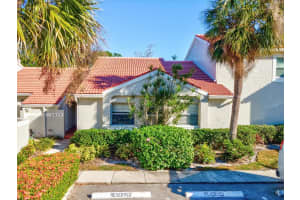 4847 NAPOLI COURT, SAINT PETERSBURG, FL 33703 Sold 01/07/25