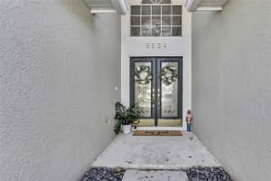 5524 AVENUE DU SOLEIL, LUTZ, FL 33558 Sold 05/16/25