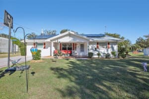 38919 3rd Ave, ZEPHYRHILLS