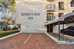 105 4TH AVENUE, SAINT PETERSBURG, FL 33701 Sold 01/30/25