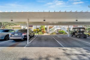 304 KNOTTWOOD COURT, SUN CITY CENTER, FL 33573 Sold 06/05/25