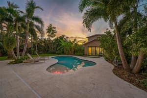 1925 BEACH DRIVE, ST PETERSBURG, FL 33705 Sold 08/25/25