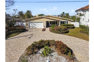 10208 TARPON DRIVE, TREASURE ISLAND, FL 33706 Sold 01/03/25
