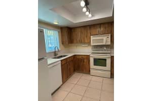 2505 OAKLEAF LANE, CLEARWATER, FL 33763 Sold 01/16/25