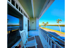 611 DESTINY DRIVE, RUSKIN, FL 33570 Sold 04/10/25