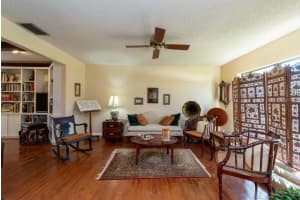 14811 OAK VINE DRIVE, LUTZ, FL 33559 Sold 01/17/25