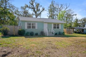 37044 FLORIDA AVENUE, DADE CITY, FL 33525 Sold 03/27/25
