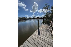 675 AVENIDA DEL NORTE, SARASOTA, FL 34242 Sold 01/16/25