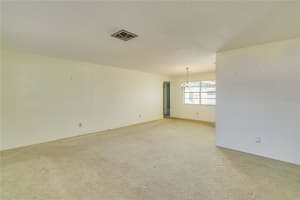 8365 MONARCH CIRCLE, SEMINOLE, FL 33772 Sold 03/03/25