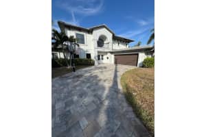 5111 W Poe Ave, Tampa, FL 33629, Sold 12/11/24