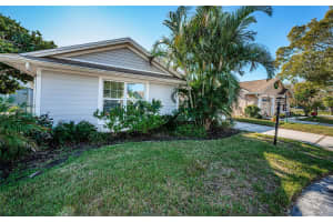 812 FRANKLIN CIRCLE, PALM HARBOR, FL 34683 Sold 02/20/25