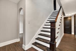 671 JASMINE WAY, SAINT PETERSBURG, FL 33705 Sold 03/28/25
