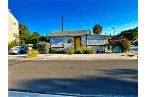 27 80TH AVENUE, TREASURE ISLAND, FL 33706 Sold 01/20/25