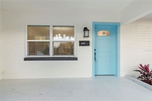 400 AVENUE B NE, WINTER HAVEN, FL 33881 Sold 02/28/25