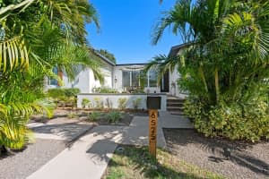 6525 HOBSON STREET, SAINT PETERSBURG, FL 33702 Sold 01/20/25