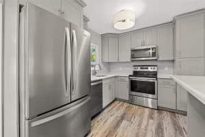 6727 13TH ST N, SAINT PETERSBURG, FL 33702 Sold 04/21/25