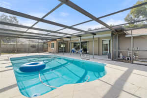 10077 LINDEN PLACE DRIVE, SEMINOLE, FL 33776 Sold 02/10/25