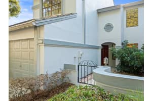 4136 BRENTWOOD PARK CIRCLE, TAMPA, FL 33624 Sold 02/25/25
